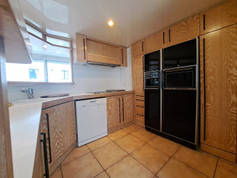 Maison a louer montigny-le-bretonneux - 4 pièce(s) - 154 m2 - Surfyn