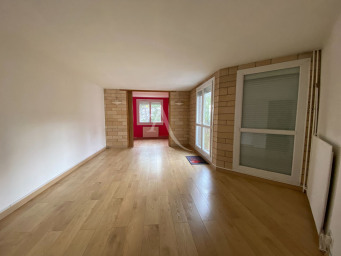 Appartement 4 pièce(s) 82 m²à louer Maisons-alfort
