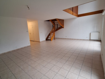 Maison a louer corbeil-essonnes - 5 pièce(s) - 136 m2 - Surfyn