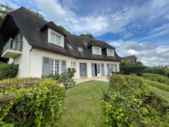 19 Annonces De Vente De Maisons A Houlgate 14 Seloger Com