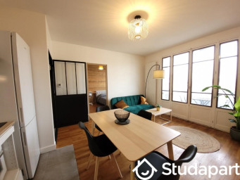 Appartement a louer lyon-8e-arrondissement - 1 pièce(s) - 62 m2 - Surfyn