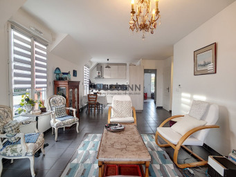 Annonces De Vente D Appartements Avec Piscine A Saint Fargeau Ponthierry 77 Seloger Com