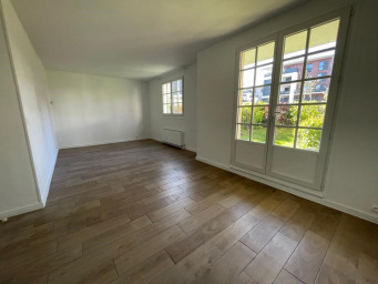 Appartement a louer pontoise - 5 pièce(s) - 150.06 m2 - Surfyn