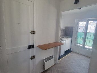 Appartement a louer paris-10e-arrondissement - 1 pièce(s) - 11 m2 - Surfyn