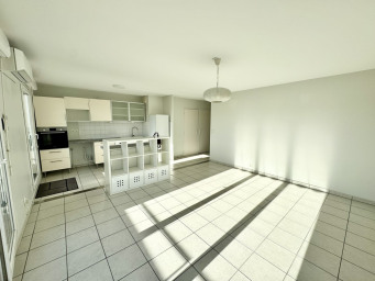 Appartement a louer lyon-8e-arrondissement - 3 pièce(s) - 64 m2 - Surfyn