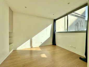 Appartement a louer paris-11e-arrondissement - 3 pièce(s) - 51 m2 - Surfyn