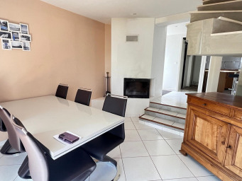 Maison a louer - 2 pièce(s) - 67 m2 - Surfyn