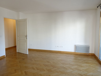 Appartement a louer chatillon - 3 pièce(s) - 65.93 m2 - Surfyn