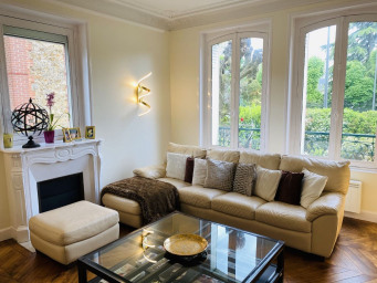 Maison a louer courbevoie - 9 pièce(s) - 220 m2 - Surfyn