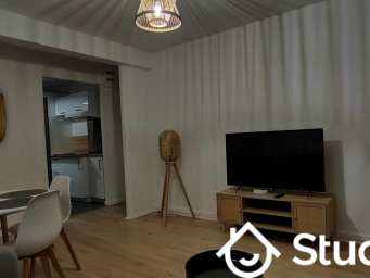 Appartement 1 pièce(s) 9 m²à louer Mont-saint-aignan