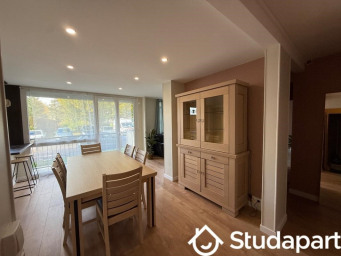 Appartement a louer mont-saint-aignan - 4 pièce(s) - 76 m2 - Surfyn