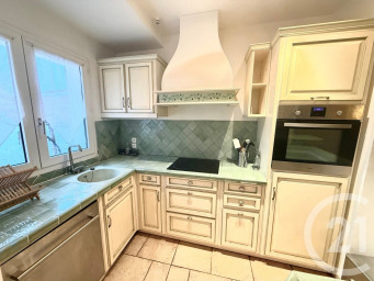 Maison a louer paris-18e-arrondissement - 4 pièce(s) - 69.21 m2 - Surfyn