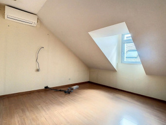 Maison a louer saint-brieuc - 8 pièce(s) - 135 m2 - Surfyn