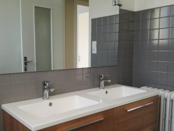 Maison a louer brive-la-gaillarde - 4 pièce(s) - 95 m2 - Surfyn