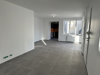 Appartement a louer brie-comte-robert - 3 pièce(s) - 67 m2 - Surfyn