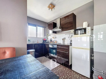 Appartement a louer paris-18e-arrondissement - 2 pièce(s) - 41.89 m2 - Surfyn