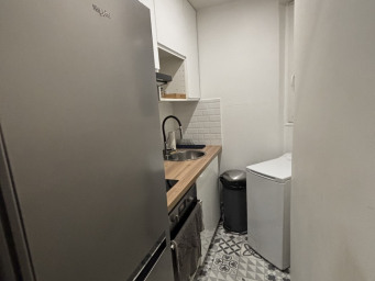 Appartement a louer paris-18e-arrondissement - 2 pièce(s) - 28.75 m2 - Surfyn