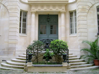 Maison a louer paris-16e-arrondissement - 8 pièce(s) - 400 m2 - Surfyn