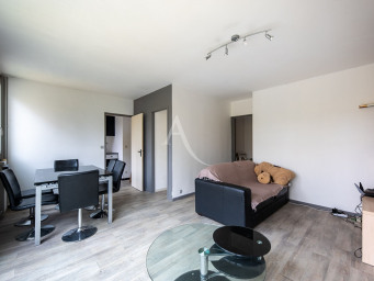 Appartement a louer saint-ouen-l'aumone - 3 pièce(s) - 61.35 m2 - Surfyn