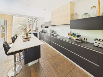 Maison a louer bordeaux - 7 pièce(s) - 244 m2 - Surfyn
