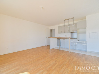 Appartement a louer romainville - 4 pièce(s) - 81 m2 - Surfyn