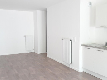 Appartement a louer brie-comte-robert - 3 pièce(s) - 65 m2 - Surfyn