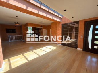 Maison a louer lyon-9e-arrondissement - 6 pièce(s) - 146.6 m2 - Surfyn