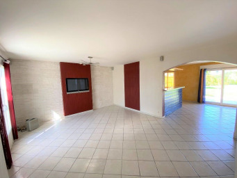 Maison a louer saint-cyr-sur-loire - 6 pièce(s) - 136 m2 - Surfyn