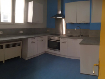 Appartement a louer montceau-les-mines - 2 pièce(s) - 73 m2 - Surfyn