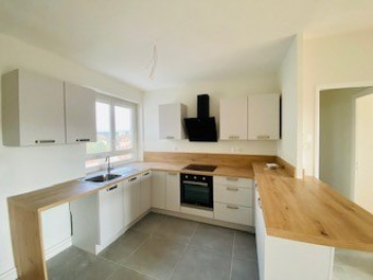 Appartement a louer tassin-la-demi-lune - 4 pièce(s) - 95 m2 - Surfyn