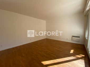 Appartement a louer  - 2 pièce(s) - 42.37 m2 - Surfyn