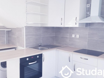 Appartement a louer ermont - 1 pièce(s) - 90 m2 - Surfyn