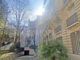 Appartement a louer paris-8e-arrondissement - 2 pièce(s) - 44 m2 - Surfyn