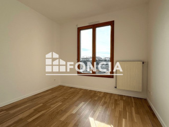 Appartement a louer lyon-4e-arrondissement - 3 pièce(s) - 81.78 m2 - Surfyn