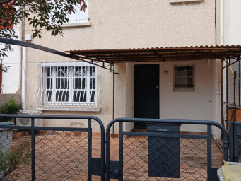 Maison 4 pièce(s) 75 m²à louer Perpignan