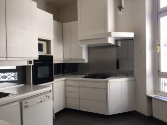 Appartement a louer lyon-6e-arrondissement - 5 pièce(s) - 150.99 m2 - Surfyn