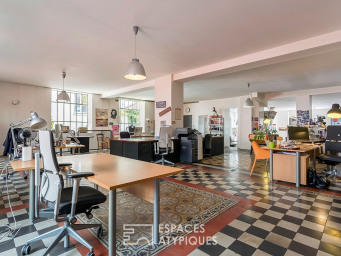 Maison 890 000 € - 263 m²