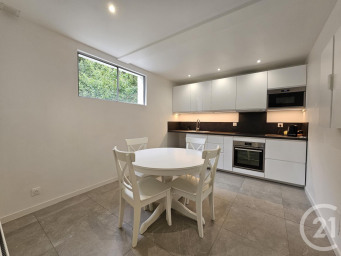 Maison a louer saint-maur-des-fosses - 4 pièce(s) - 83.6 m2 - Surfyn