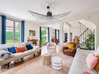 Maison a louer versailles - 9 pièce(s) - 349.19 m2 - Surfyn