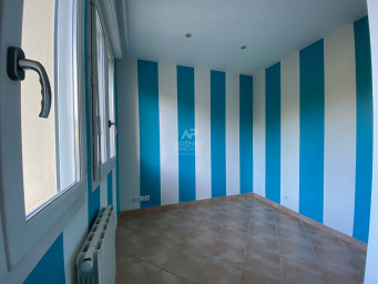 Appartement a louer jouy-le-moutier - 2 pièce(s) - 24 m2 - Surfyn
