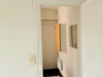 Appartement a louer paris-18e-arrondissement - 1 pièce(s) - 25.31 m2 - Surfyn