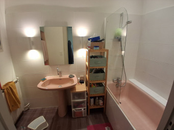 Maison a louer tassin-la-demi-lune - 9 pièce(s) - 159 m2 - Surfyn