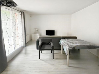 Appartement a louer stains - 2 pièce(s) - 59.49 m2 - Surfyn