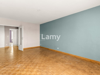Appartement 232 612 € - 74 m²