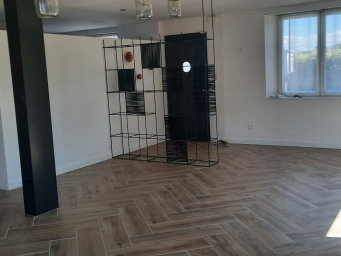 Maison a louer saint-brieuc - 9 pièce(s) - 206 m2 - Surfyn