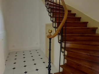 Maison a louer paris-15e-arrondissement - 6 pièce(s) - 98.1 m2 - Surfyn