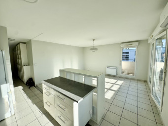 Appartement a louer lyon-8e-arrondissement - 3 pièce(s) - 64 m2 - Surfyn