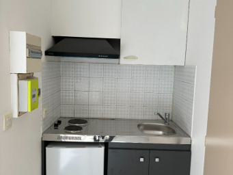 Appartement a louer salon-de-provence - 1 pièce(s) - 19 m2 - Surfyn