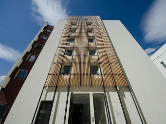 Appartement 87 100 € - 17 m²