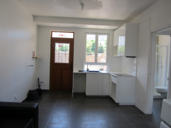 Appartement a louer  - 3 pièce(s) - 82 m2 - Surfyn